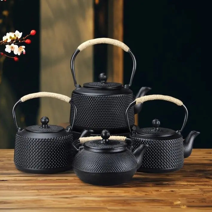 Traditional Japanese Cast Iron Teapot - Premium Tetsubin Kettle for Tea Lovers
